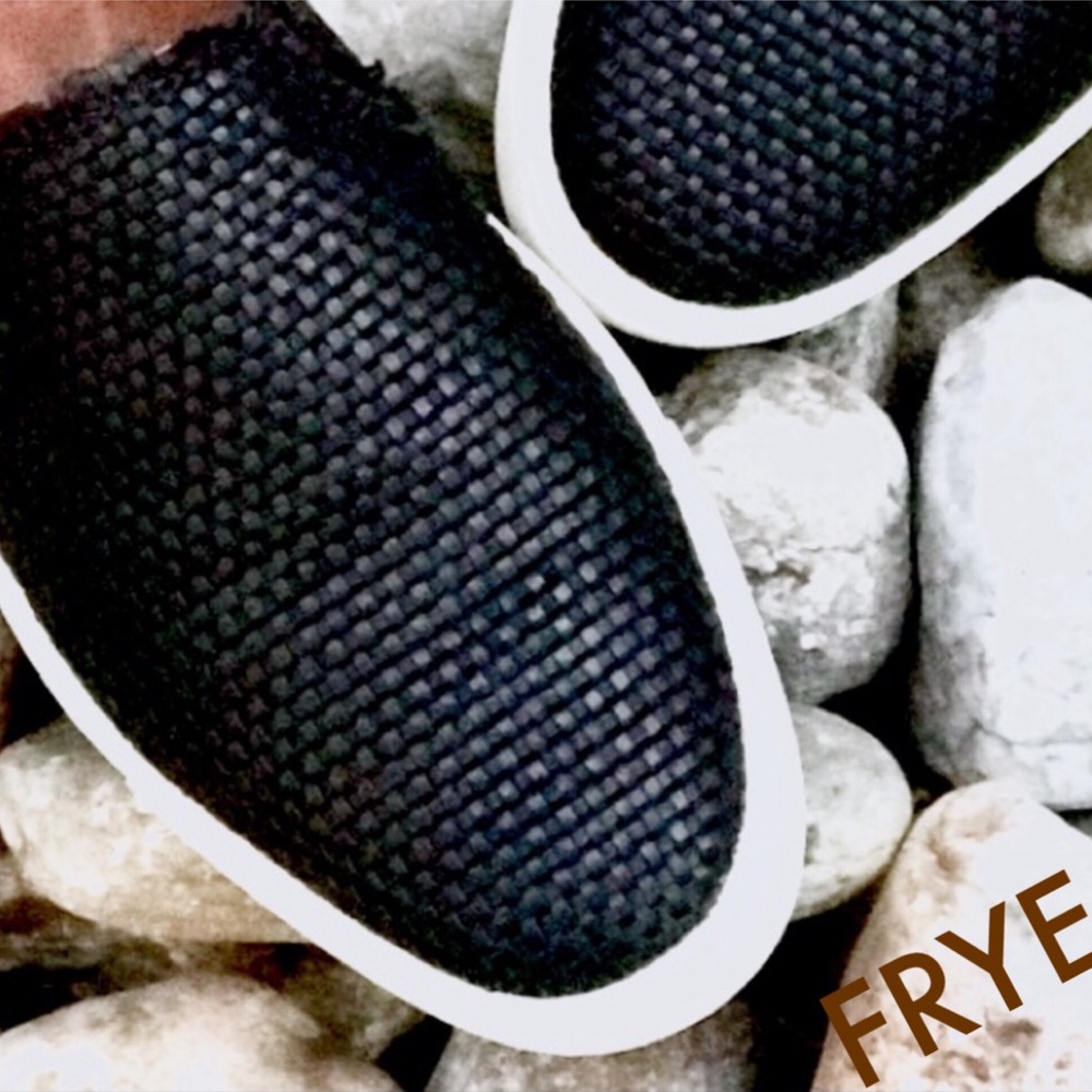 5⭐️rated 1 left💥NIB FRYE Woven Slip-On Sneaker - Picture 3 of 8